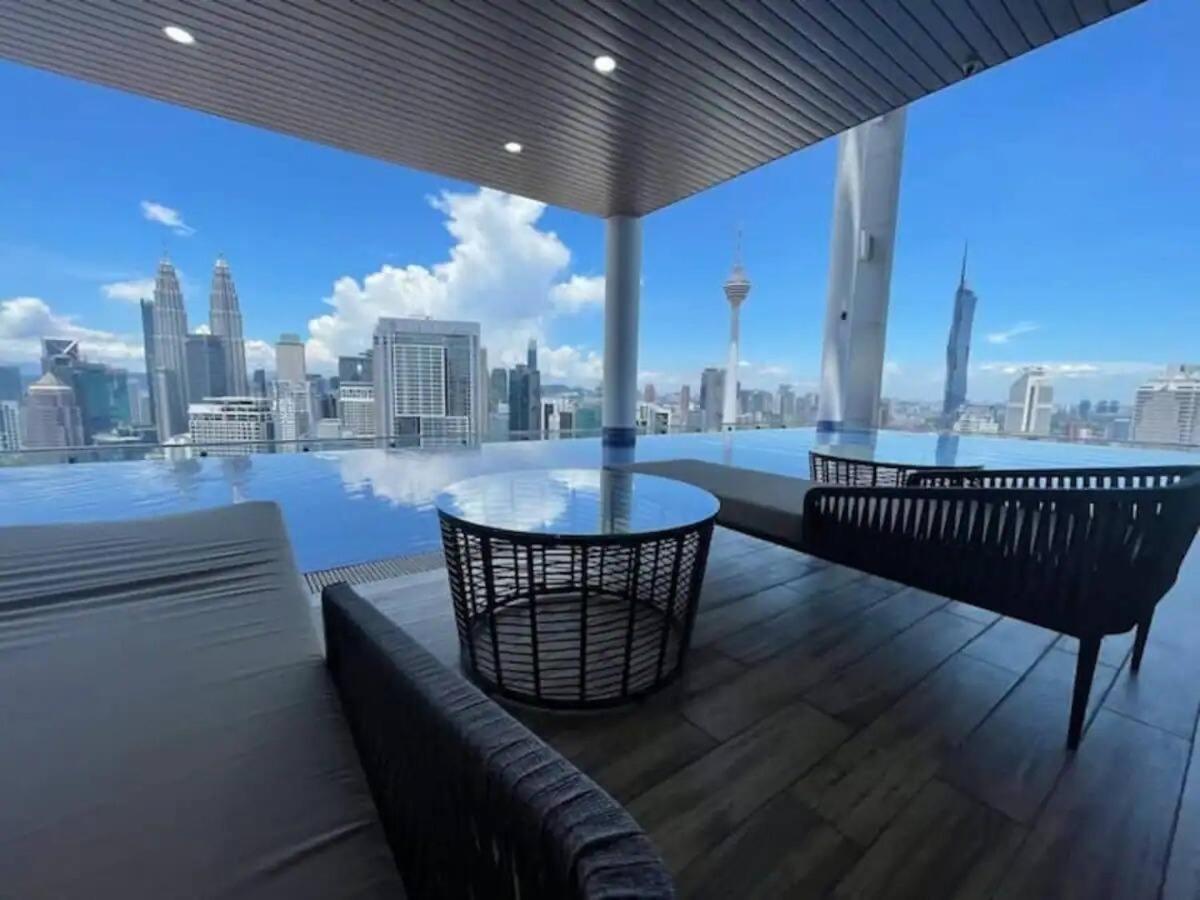 Maxhome Retreat At The Luxe Apartamento